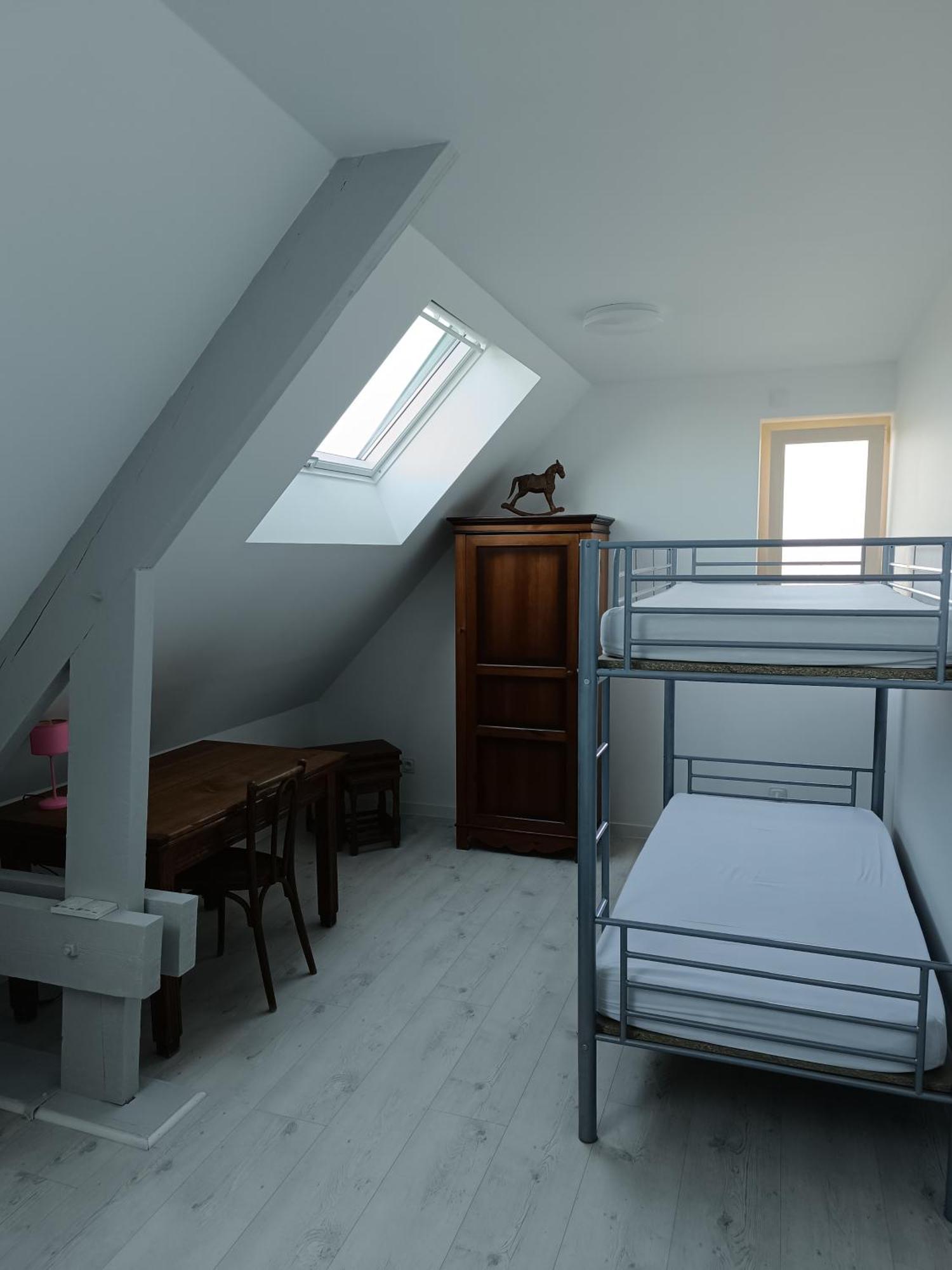 Grande Maison De Plain Pied Avec Jardin Arbore. Champignelles Exteriör bild
