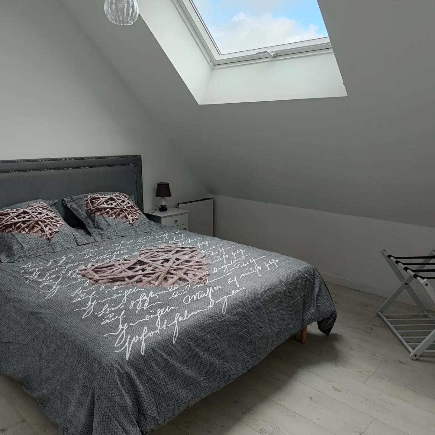 Grande Maison De Plain Pied Avec Jardin Arbore. Champignelles Exteriör bild